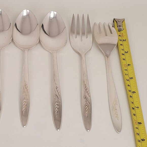 Vintage Community Plate “Song of Autumn” Flatware Set – 8 place - Picture 9 of 11